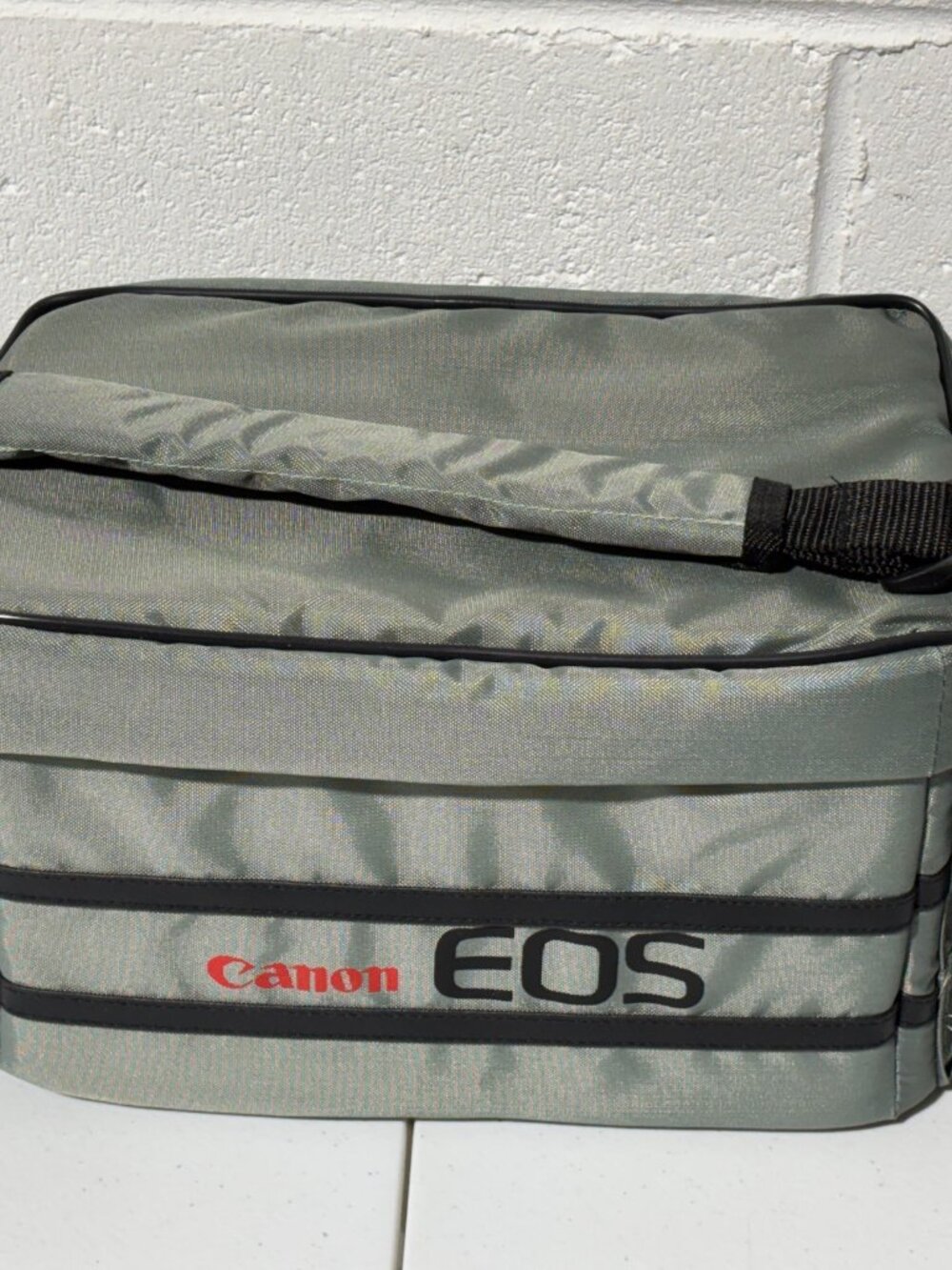 Canon Vintage EOS Gray Soft Nylon Digital DSLR Camera Bag Case 15x8x7 inches VGC